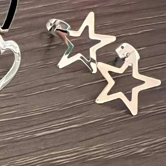 Sterling Silver Open Celestial Star Stud Earrings - Picture 1 of 2